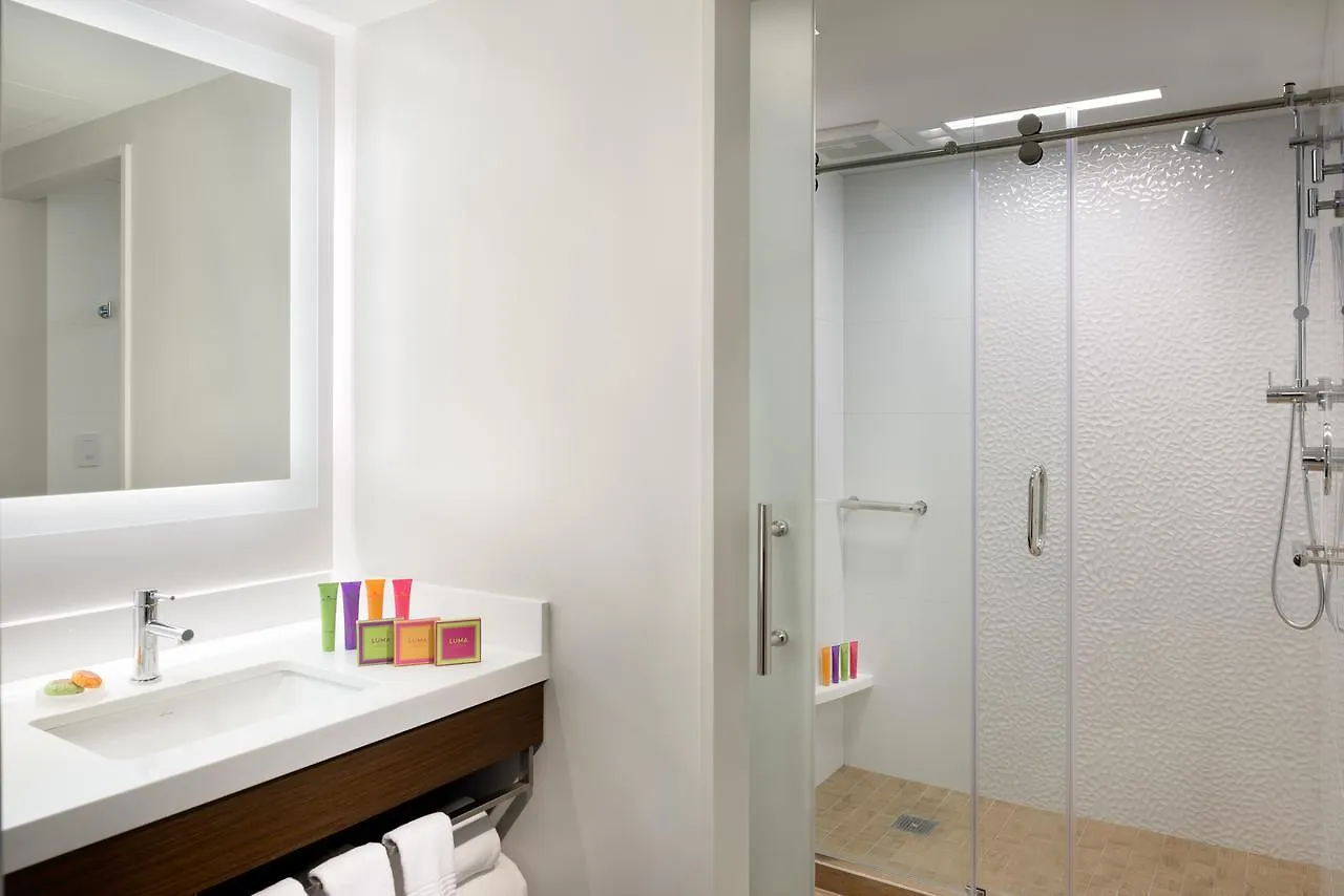 Luma Hotel - Times Square New York