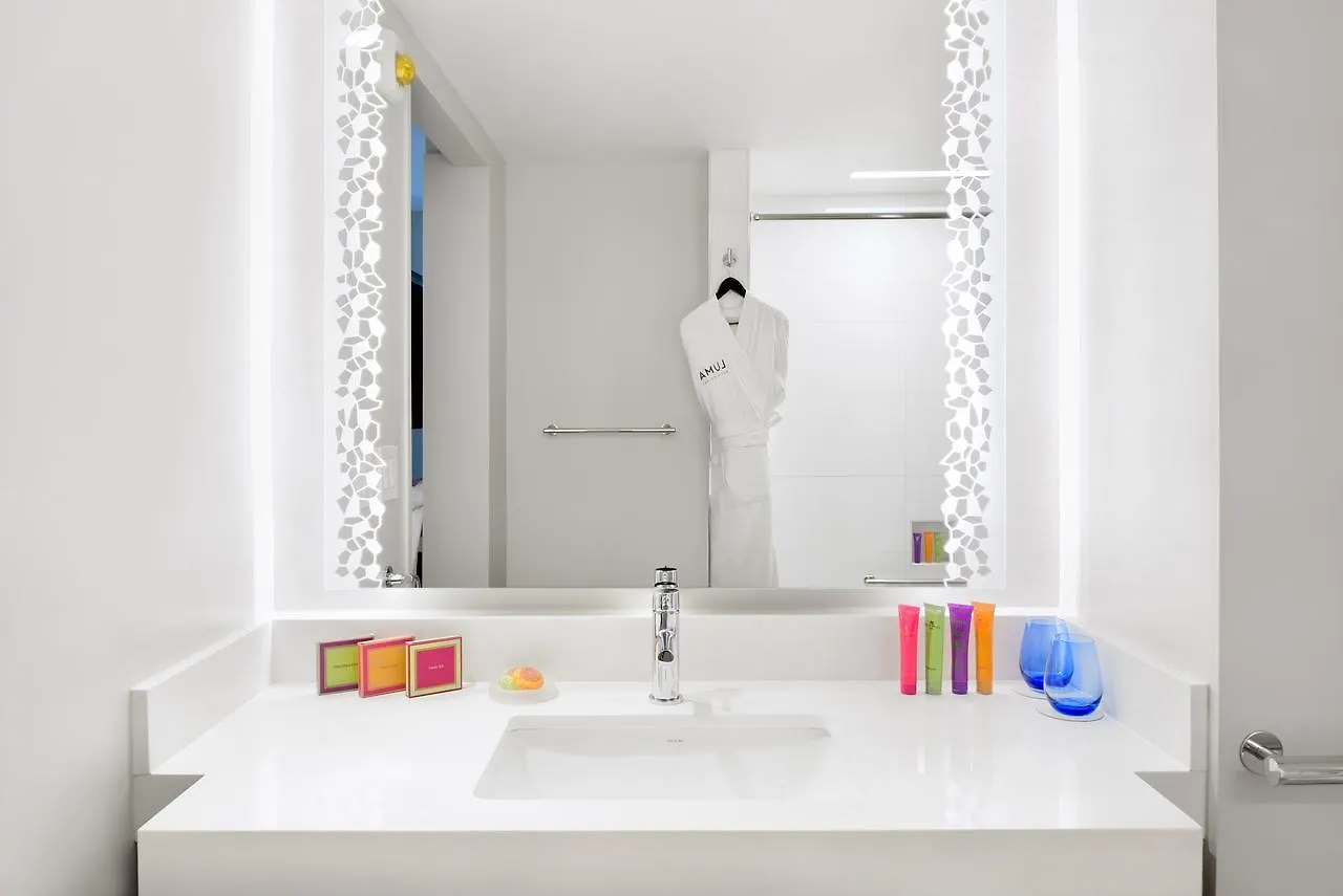 Luma Hotel - Times Square New York